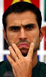 Den portugiske angriber Pauleta er blevet citeret for kritik af den engelske målmand. Men angriberen har ikke talt med avisen, der viderebringer historien. - Foto: AP 