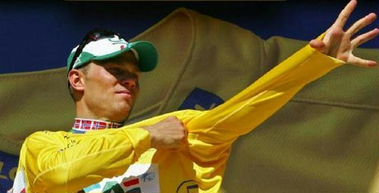 Thor Hushovd er i gult efter prologen i Tour de France. - Foto: AP 