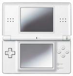 Tjekket hvidevare. Designmæssigt lægger Nintendo DS Lite sig i en helt anden boldgade end da Game Boy Advance drog på charmeoffensiv med GameBoy Advance SP. DS Lite er grundlæggende mere signalværdi end nyskabelse, men svær at modstå. 