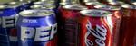 Pepsi og Coca-Cola er tætte konkurrenter - men derfor kan man vel godt hjælpe hinanden, mener Pepsi. - Foto: AP 