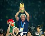 Marcello Lippi med VM-pokalen. - Foto: AP. 