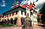 Byen Levoca i Slovakiet er også med på listen. Her ses byens museum. - Foto: AP 