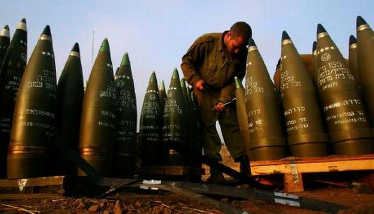 Israelsk militær gør klar til nye angreb. - Foto: AP 