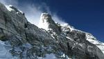Lige på denne bjergskråning af Mount Everest sad David Sharp i to døgn uden hjælp. - Foto: AP 
