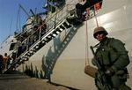 Danskerne skal reddes ud af Beirut om bord på et græsk skib. - Foto: AP 