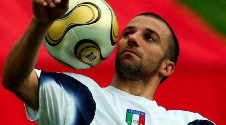 Alessandro Del Piero på træningsbanen under det netop overståede VM. - Foto: AP 