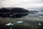 Grønland har en formidabel natur og rummer måske også formidable rigdomme. Men et olieeventyr på Grønland kan få vidtrækkende konsekvenser for den grønlandske økonomi. - Arkivfoto: Joachim Adrian 