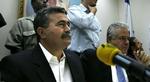 Den israelske forsvarsminister Amir Peretz afviser, at indlede en våbenhvile i kampen mod Hizbollah - Foto: AP 