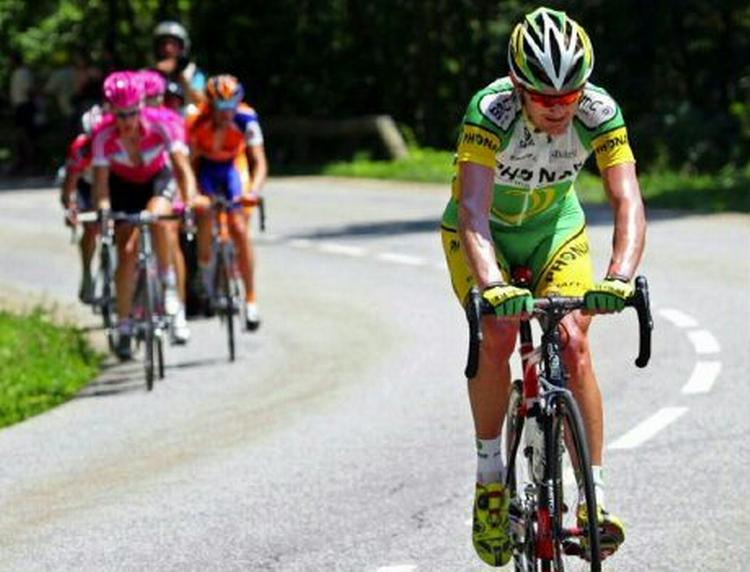 Floyd Landis river sig på 17. etape af Tour de France løs fra sine forfølgere. Netop på den etape var den senere amerikanske vinders testosteron-indhold i blodet meget højt. UCI vil have hurtigt svar på doping-prøven af rytteren. - Arkivfoto: AP 