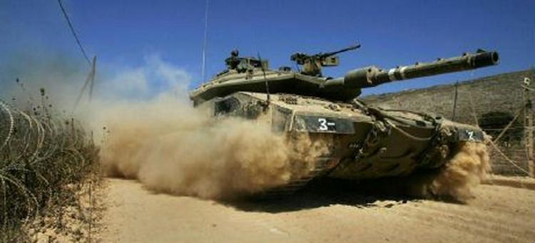 I den seneste tid er bombardementer fra israelske kampfly kommet tættere på syrisk territorium, skriver Jerusalem Post. - Foto: AP 