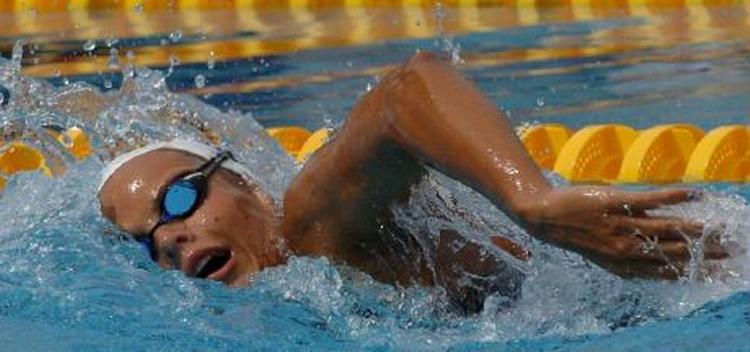Frankrigs Laure Manaudou under kvindernes 800 meter fri. - Foto: AP 