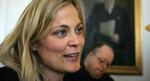 Lotte Bundsgaard får oprejsning efter tre måneder på reservebænken. - Foto: Jens Dresling 