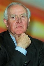 John le Carré. Er selvfølgelig nævnt sammen med alle de andre helt store engelske forfattere efter 1945. 