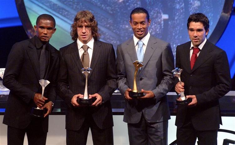 I forbindelse med Champions League-lodtrækningen i Monaco blev sidste sæsons bedste angriber, forsvarer, spiller og midtbanespiller kåret. Alle fire titler gik til spillere fra sidste sæsons vinder klub, Barcelona: Samuel Eto'o,  Carlos Puyol, Ronaldinho og Deco. 