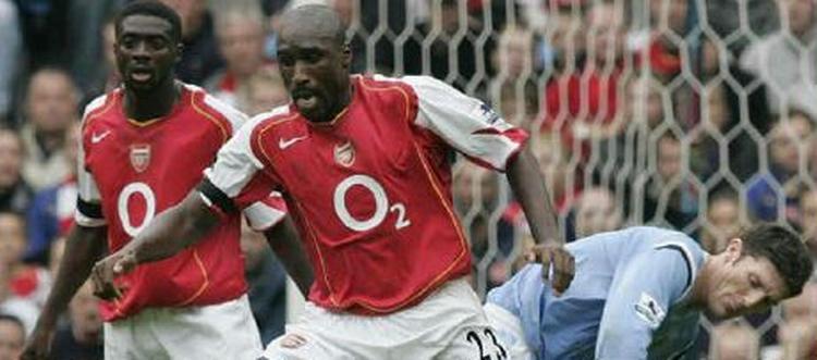 Arsenals Sol Campbell forlader klubben og håber at kunne fortsætte i udlandet - Foto: AP 