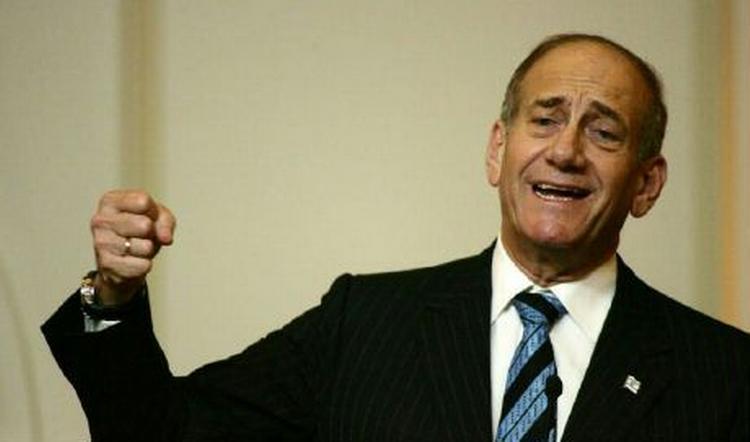 Et flertal af israelerne ønsker, at premierminister Ehud Olmert træder tilbage. 