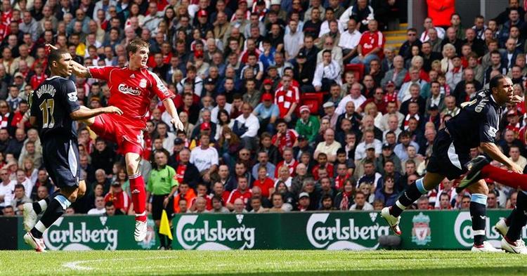 Daniel Agger har fyret kanonen af i kampens 42. minut. Tilhængerne på Anfield kårede danskeren til 'Man of the Match'. 