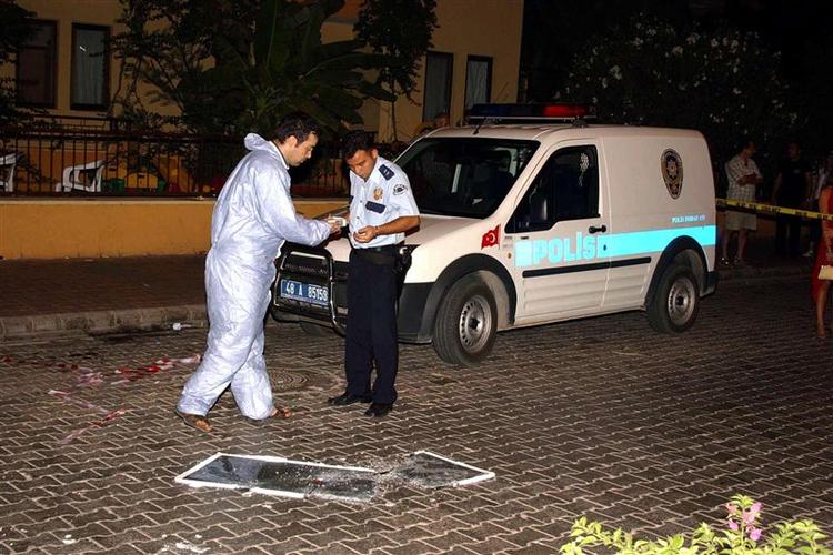 Feriebyen Marmaris blev søndag ramt af tre eksplosioner. Ingen danskere menes ramt. 