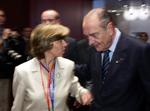 Frankrigs Europaminister, Catherine Colonna, er bekymret for EU's fremtid. Her er hun selskab med Jacques Chirac. 
