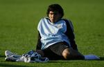 Carlos Tevez fanget under VM i Tyskland. 