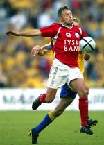 Thomas Poulsen vender tilbage til Viborg, hvor han bliver holdkammerat med sin lillebror, Christopher. 
