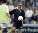 Ole Schwennesen har fået tilgang af et par eksotiske spillere til SøndejyskEs trup i 1. division. 