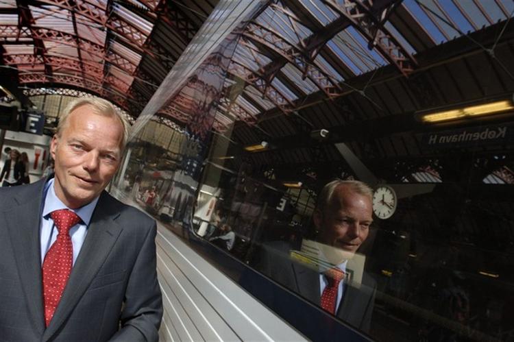 Keld Sengeløv nåede at stå i spidsen for DSB i ni år. Nu er han død. 