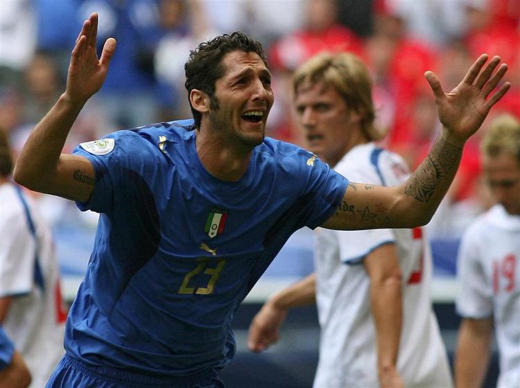 Den italienske forsvarsspiller Marco Materazzi følte sig provokeret af Zinedine Zidane under VM-finalen. 