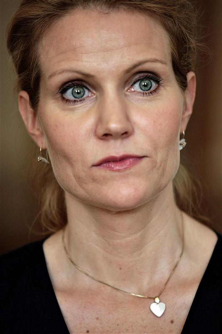 Det er skræmmende, at der er tale om ekstremister, der bor i Danmark, siger Helle Thorning-Schmidt. 