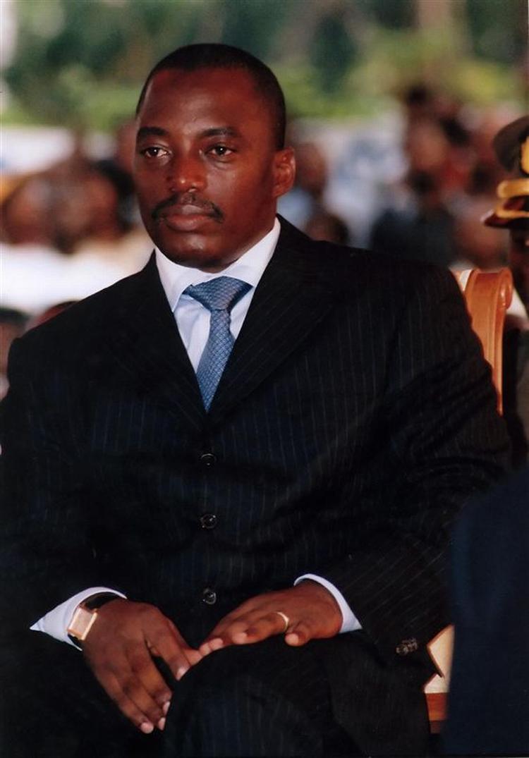 Kabila vandt valget i Congo, men får ikke absolut flertal. 