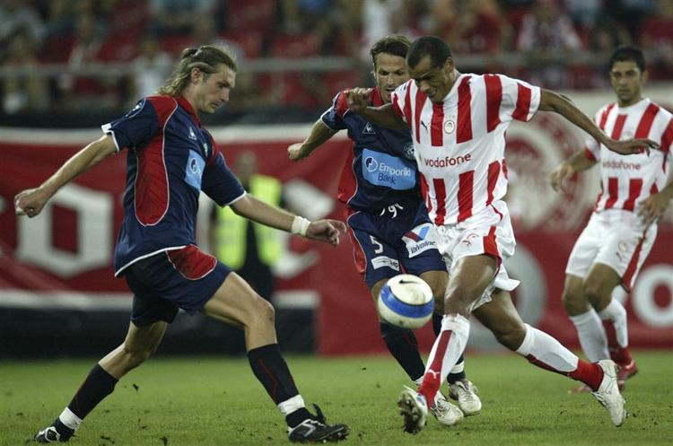 Rivaldo har siden 2004 spillet i Olympiakos, hvor han har vundet The Double to gange. 