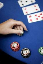 Pokerspil er begyndt at rykke ind i de danske skoler, og det bekymrer eksperter - Foto: Rasmus Baaner 