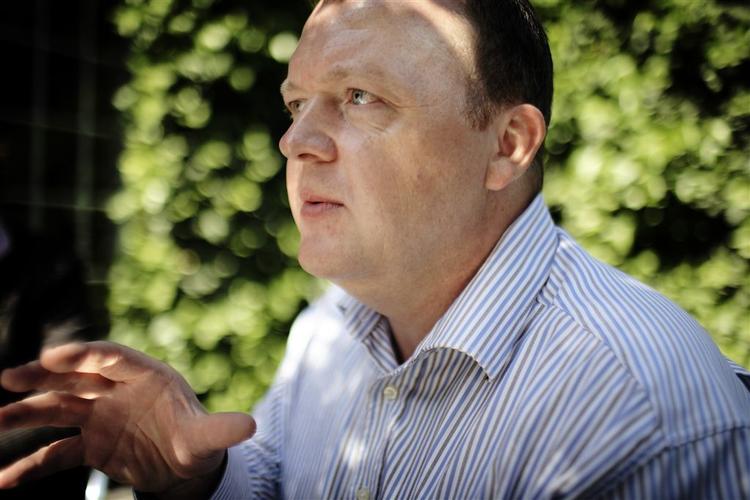 Indenrigsminister Lars Løkke Rasmussen (V) bliver i morgen meldt til politiet. 