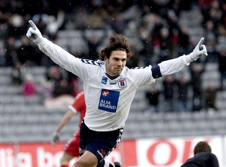 Peter Graulund scorede tre gange på under et kvarter. 