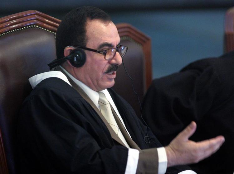 Chefdommer Abdullah al-Amiri har ytret sig positivt i forhold til Saddam Hussein. 