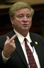 Det republikanske kongresmedlem fra Ohio, Bob Ney, har erklæret sig skyldig i bestikkelse. 