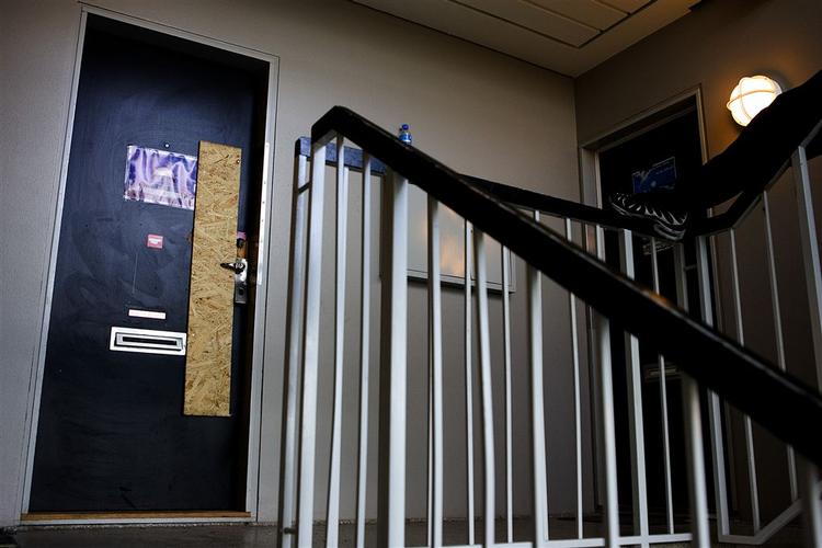 De terrorsigtedes familier kan risikere at miste deres bolig. 