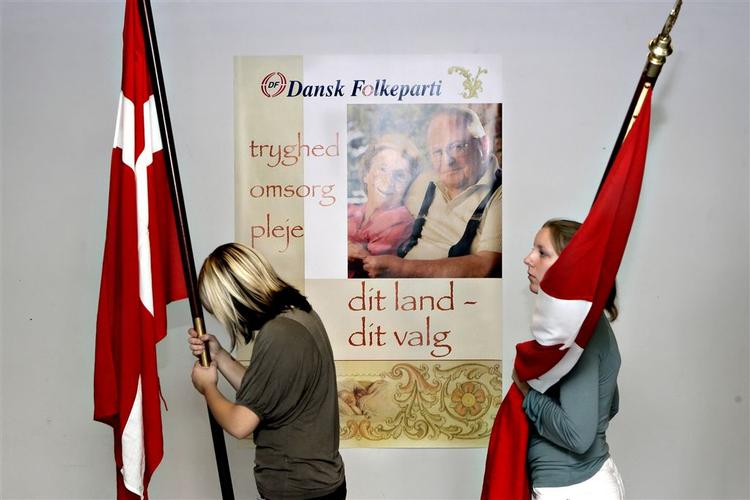 De nationale symboler blev luftet på dansk Folkepartis landsmøde. 