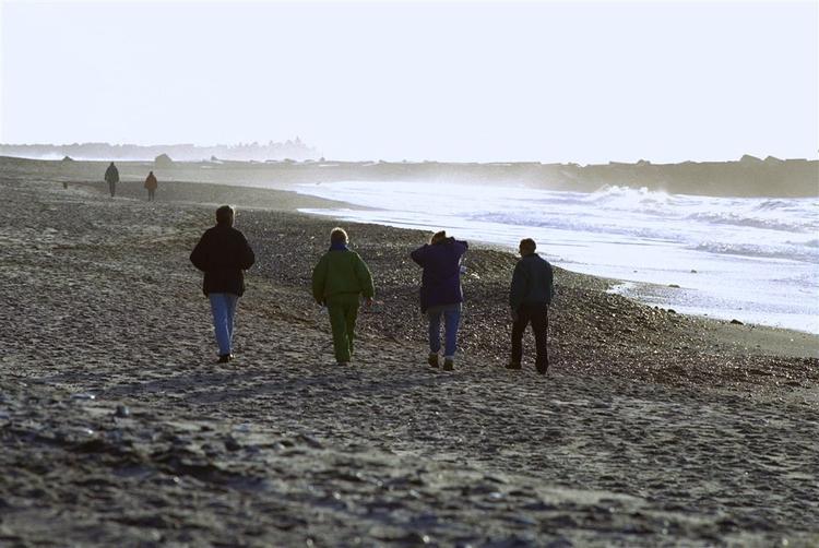 Tyske turister vil ikke bare holde ferie ved Vesterhavet. De vil også have hjemmehjælp, oplever flere kommuner. 