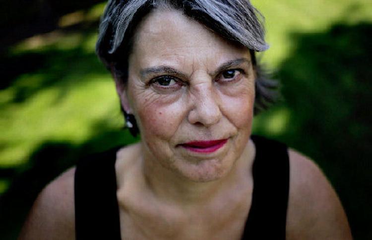 Jane Pape er hovedperson i den formentlig første principielle retssag  mod kosmetikproducenten L’Oréal, hvis hårfarve hun fik kraftig allergi af. – Foto: Martin Bubandt Jensen 