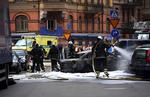 En bil eksploderede i dag i den svenske by Göteborg. Politiet leder efter flere sprængladninger. 