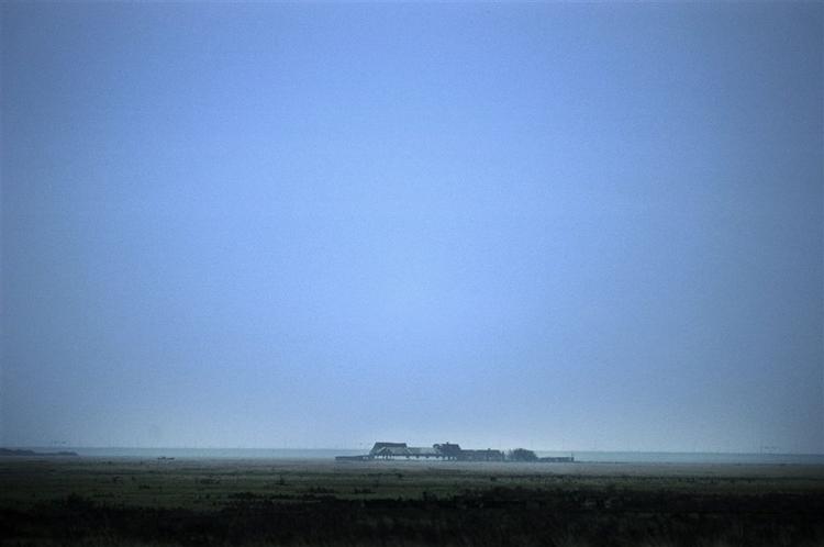 The vessel ran aground west of the island of Saltholm. 