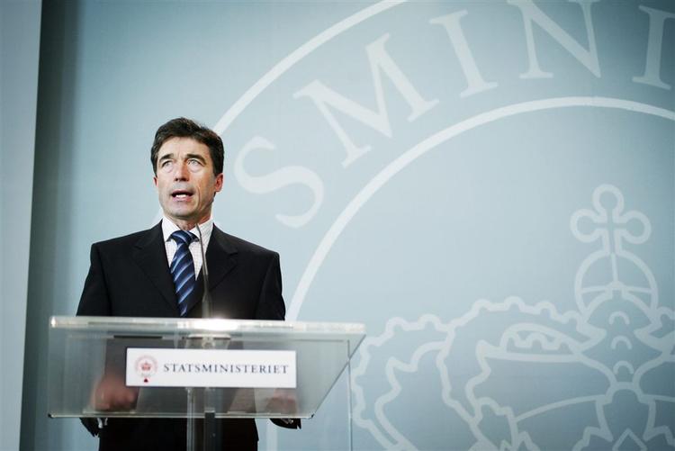 Statsministeren anerkender nu, at det giver en øget risiko for terror, at Danmark er til stede i Irak. 