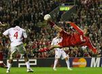 Peter Crouch stod bag kampens flotteste mål, da han flugtede bolden ind bag Galatasarays målmand. 
