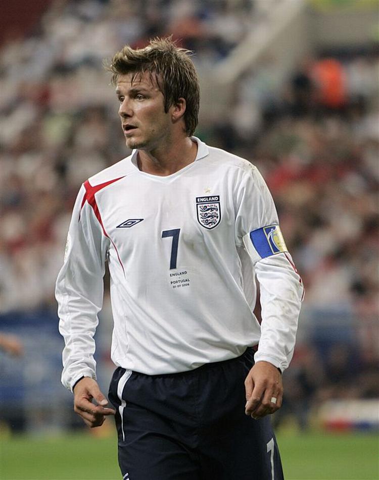 David Beckham glider længere og længere væk fra det engelske landshold. 
