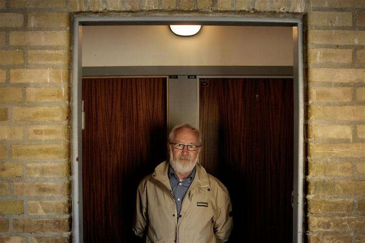 »Det er et voldsomt og ubehageligt tal, der burde give stof til eftertanke«, siger lederen af asylafdelingen i Dansk Røde Kors, Jørgen Chemnitz. 