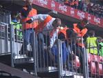 De voldelige fangrupper kan notorisk ikke finde ud af, at det er fodbold, det handler om, siger polititalsmand. 