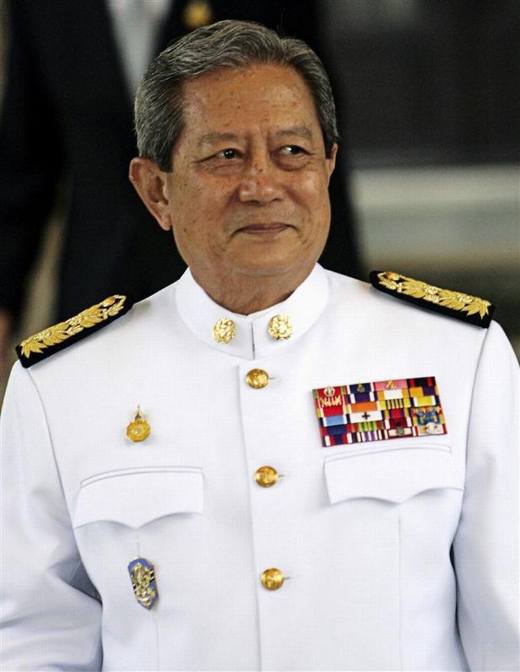 Thailands midlertidige leder, Surayud Chulanont, er valgt til posten af kuplederne. Og det er ikke godt nok, mener USA. 