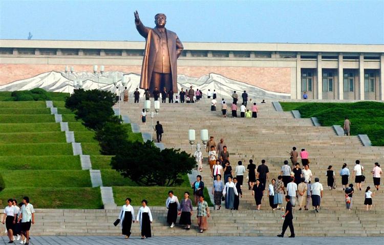 Nordkorea meddelte tirsdag, at landet vil foretage en atomprøvesprængning. 
