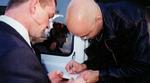 autograf_08-10-2006_O4QVIC.jpg